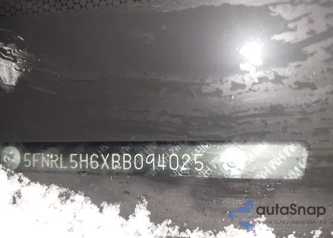 2011 Honda Odyssey Ex-L from USA, damaged, VIN 5FNRL5H6XBB094025